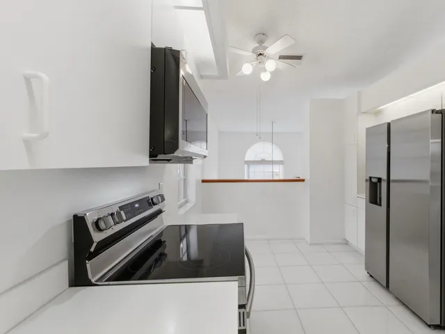 $275,000 | 14383 VÃa Royal, Unit 3, Delray Beach, FL 33446