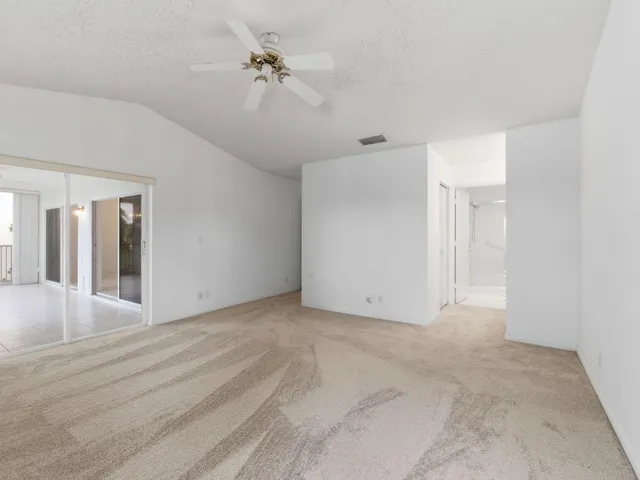 $275,000 | 14383 VÃa Royal, Unit 3, Delray Beach, FL 33446