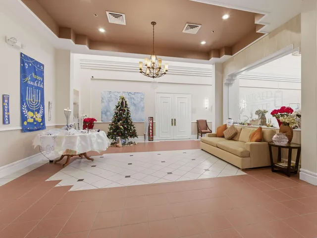 $275,000 | 14383 VÃa Royal, Unit 3, Delray Beach, FL 33446