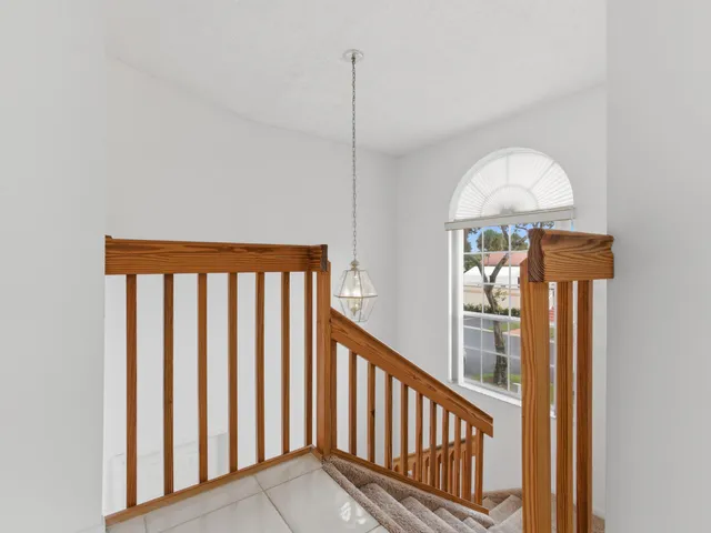 $275,000 | 14383 VÃa Royal, Unit 3, Delray Beach, FL 33446