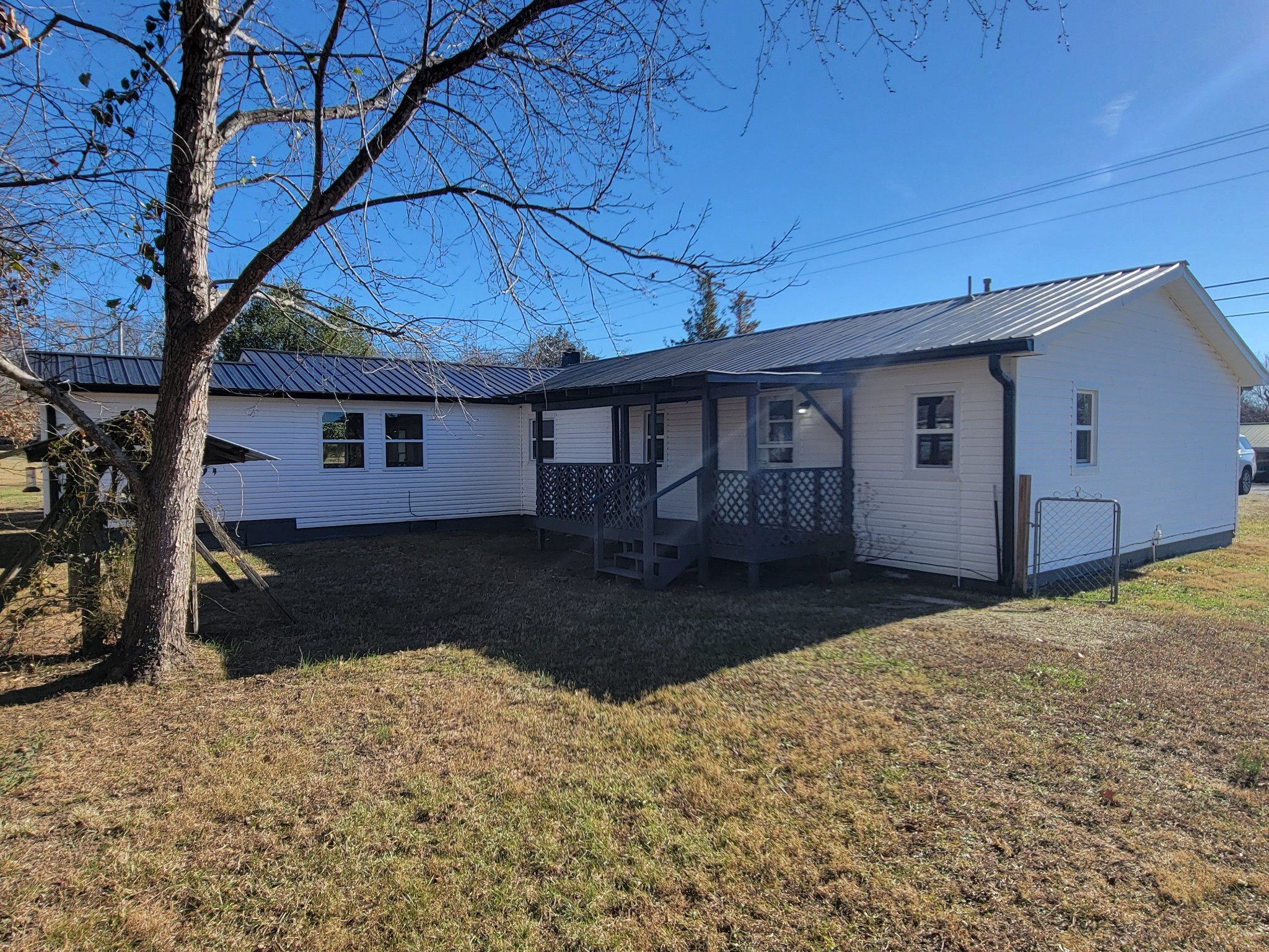 773 Shady Rest Road McMinnville, TN 37110 - Photo 2 of 14 a front view of a house with a yard