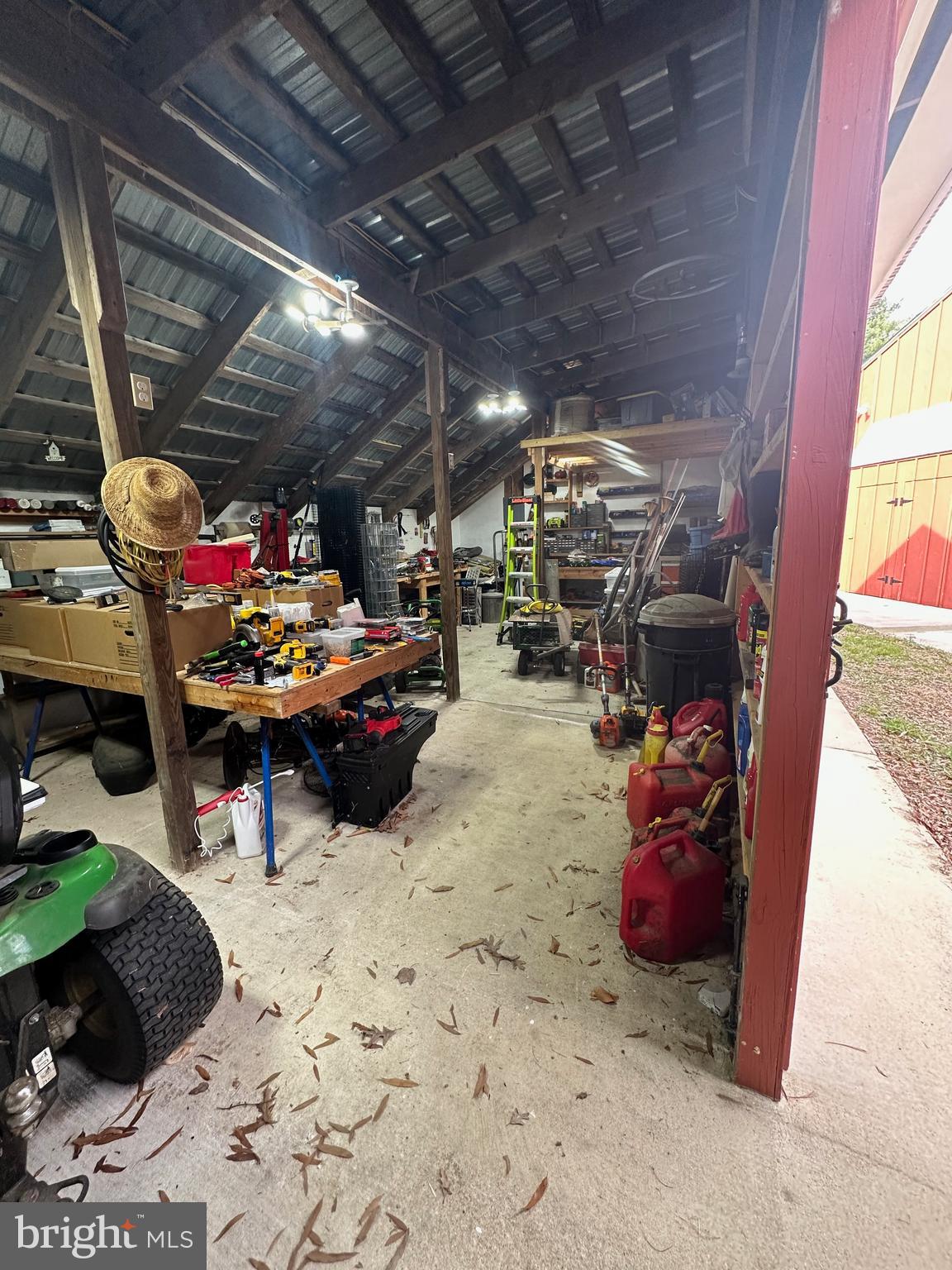 23629 Willow Pond Road Denton, MD 21629 - Photo 7 of 32 Inside peak of the Workshop