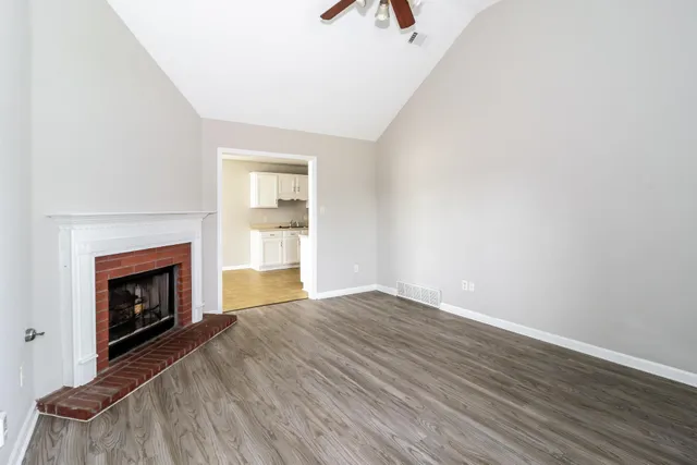 $1,455 | 1052 Cross Wood Lane, Cordova, TN 38018