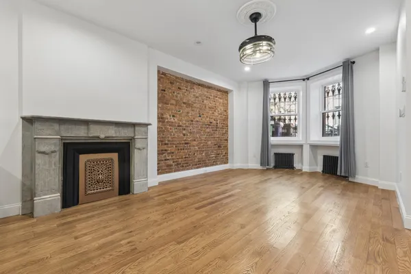 $3,700 | 7 Verona Place, Unit GARDEN | Bedford-Stuyvesant