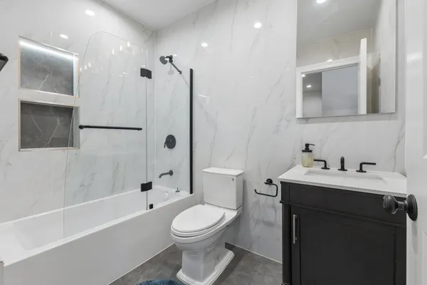 $3,700 | 7 Verona Place, Unit GARDEN | Bedford-Stuyvesant