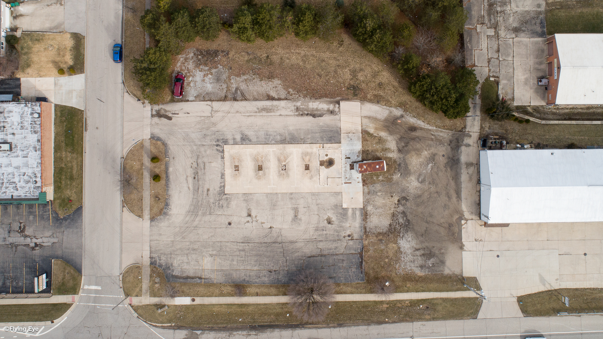 1260 West 159th Street Lockport, IL 60441 - Photo 2 of 12 a bathroom with a shower