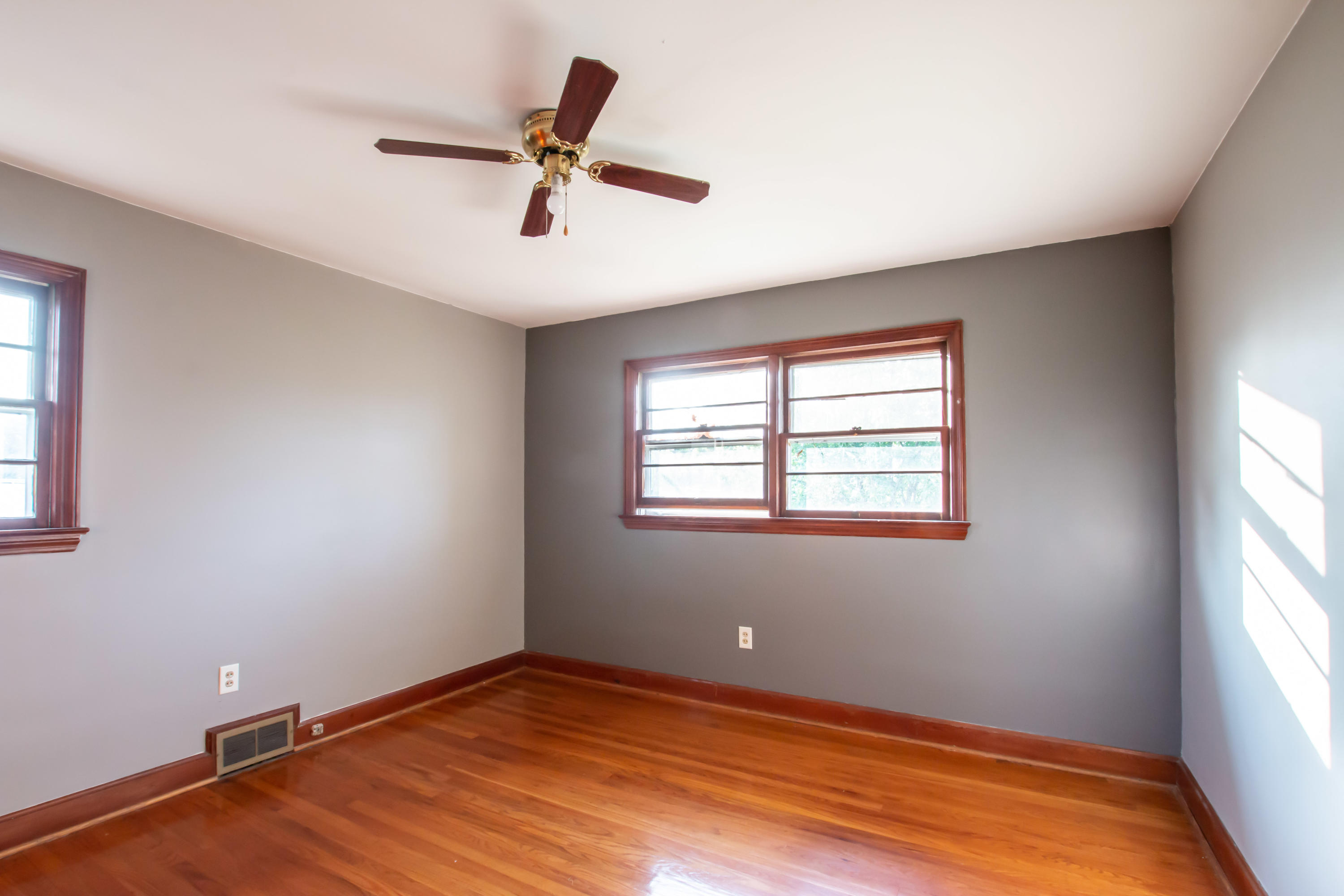 17359 Rim Road Abingdon, VA 24210 - Photo 15 of 22 Bedroom 1