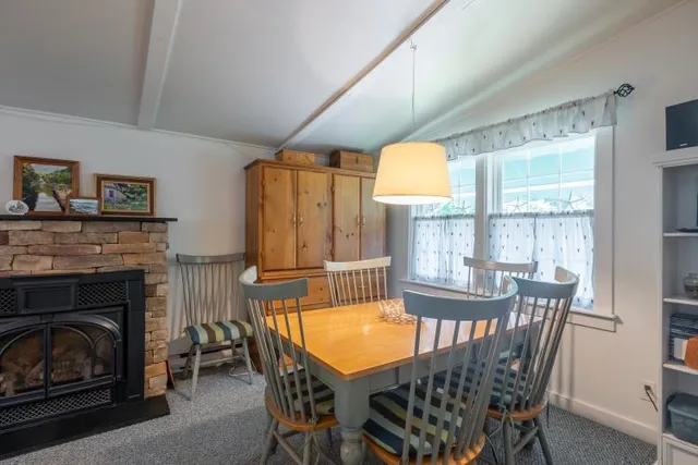 $575,000 | 31 Bay Street, Boothbay Harbor, ME 04538