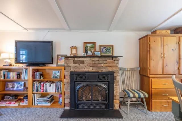 $575,000 | 31 Bay Street, Boothbay Harbor, ME 04538