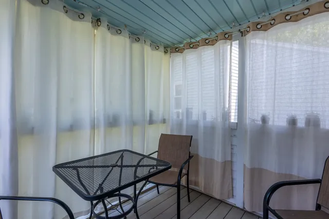 $575,000 | 31 Bay Street, Boothbay Harbor, ME 04538