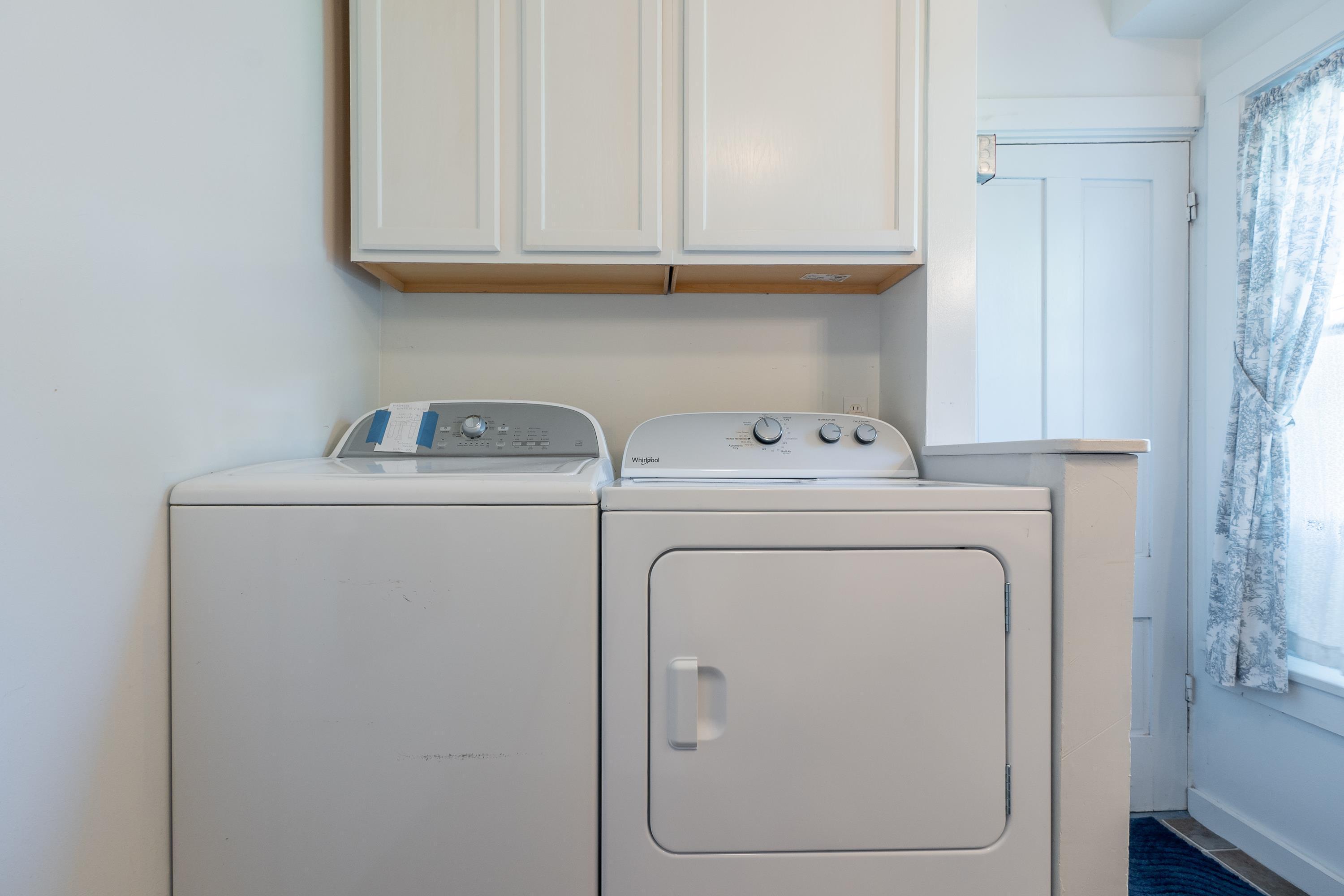 31 Bay Street Boothbay Harbor, ME 04538 - Photo 24 of 57 1st floor laundry II