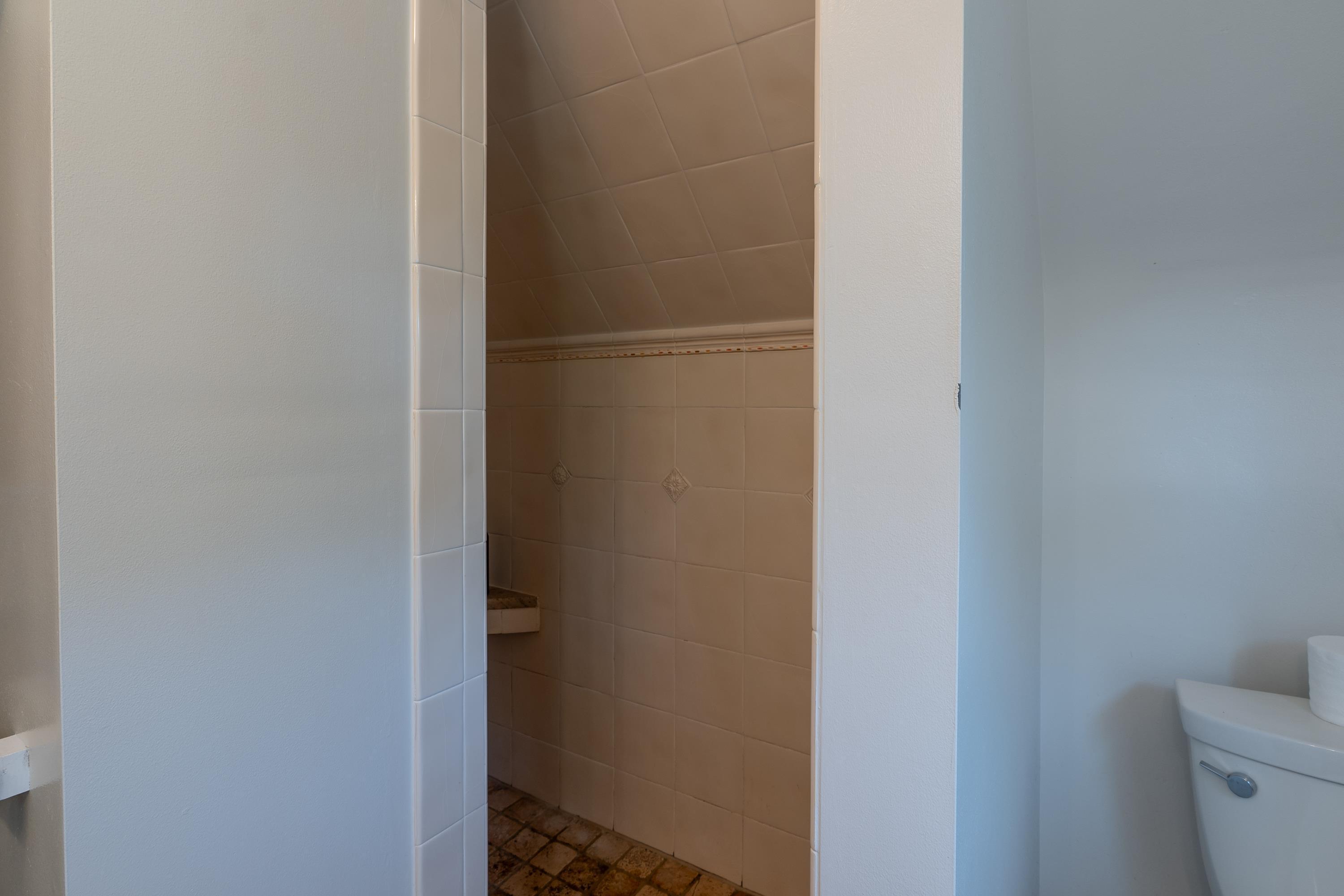 31 Bay Street Boothbay Harbor, ME 04538 - Photo 37 of 57 2nd floor tile shower