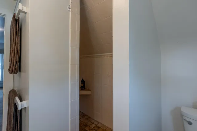 $575,000 | 31 Bay Street, Boothbay Harbor, ME 04538