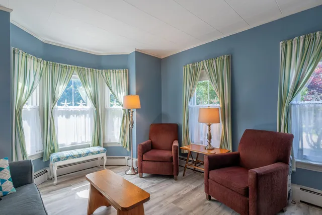 $575,000 | 31 Bay Street, Boothbay Harbor, ME 04538