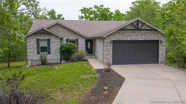$605,000 | 124 Palmer Drive, Lake Ozark, MO 65049