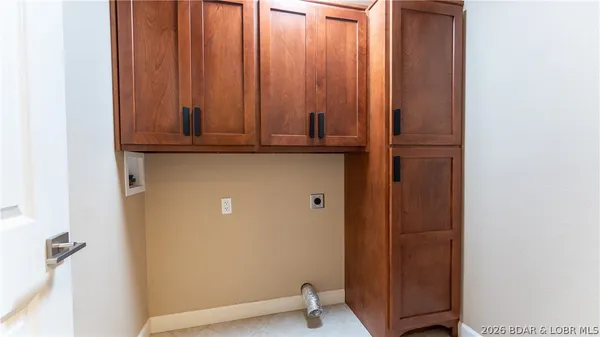$605,000 | 124 Palmer Drive, Lake Ozark, MO 65049