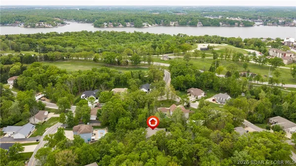 $605,000 | 124 Palmer Drive, Lake Ozark, MO 65049