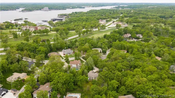 $605,000 | 124 Palmer Drive, Lake Ozark, MO 65049