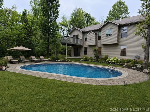 $605,000 | 124 Palmer Drive, Lake Ozark, MO 65049