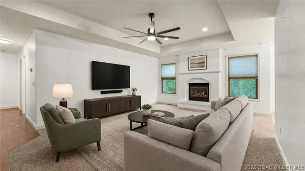 $605,000 | 124 Palmer Drive, Lake Ozark, MO 65049