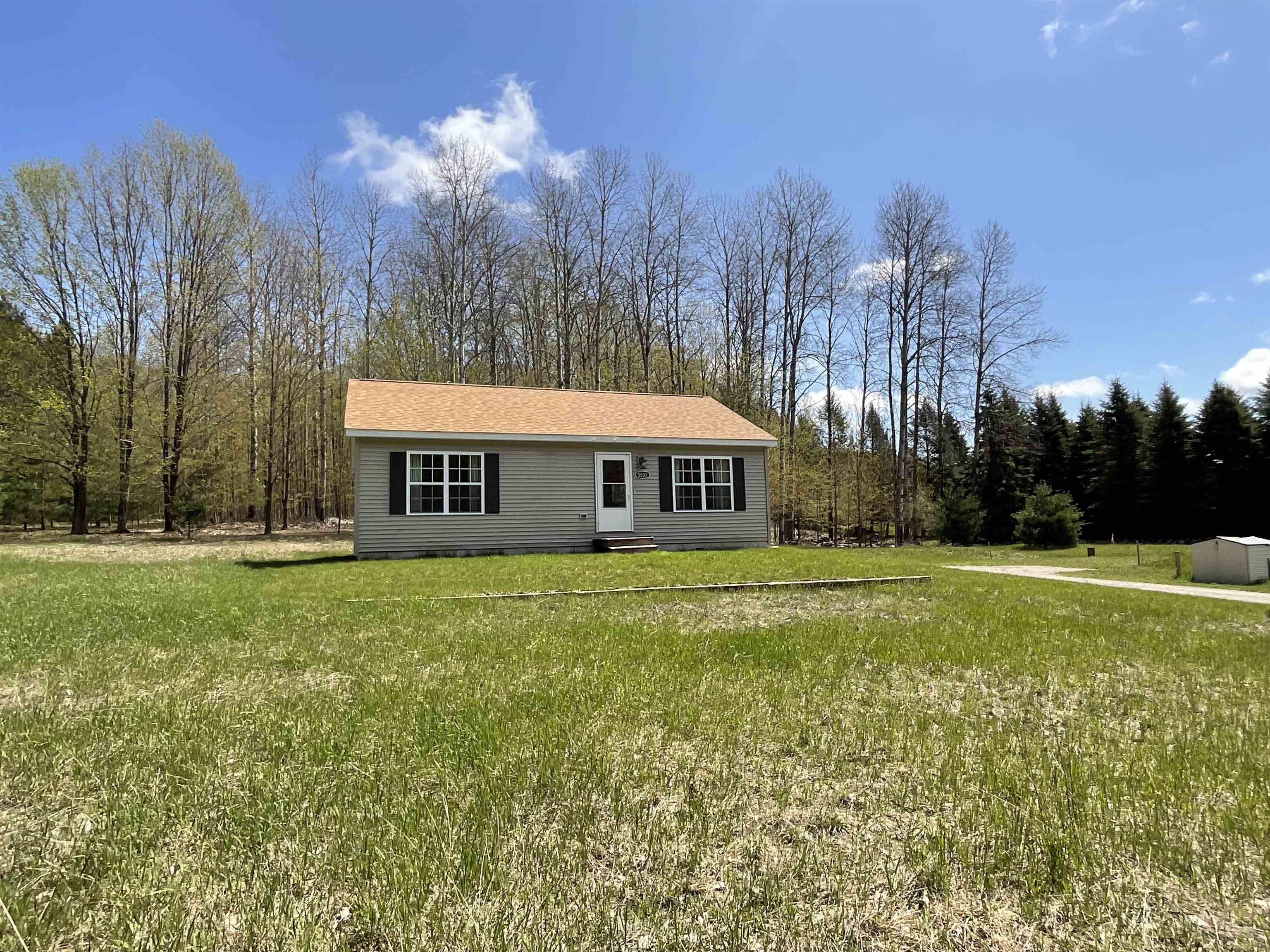 5533 East Lincoln Road Cedar, MI 49621 - Photo 13 of 17