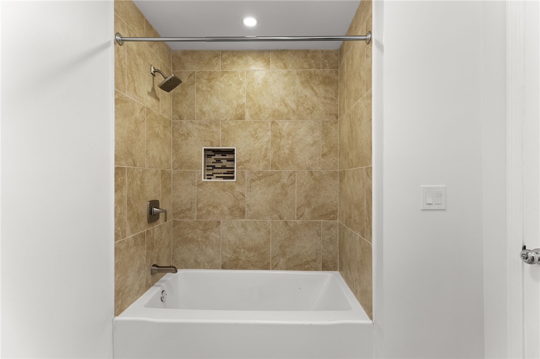 41 Hampton Street, Unit 1 Providence, RI 02904 - Photo 26 of 40