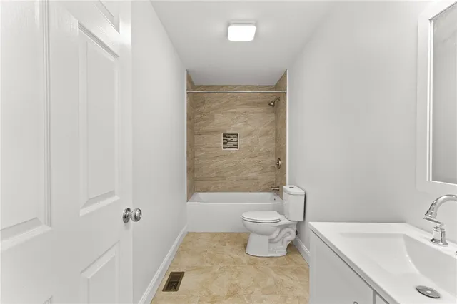 $2,900 | 41 Hampton Street, Unit 1, Providence, RI 02904