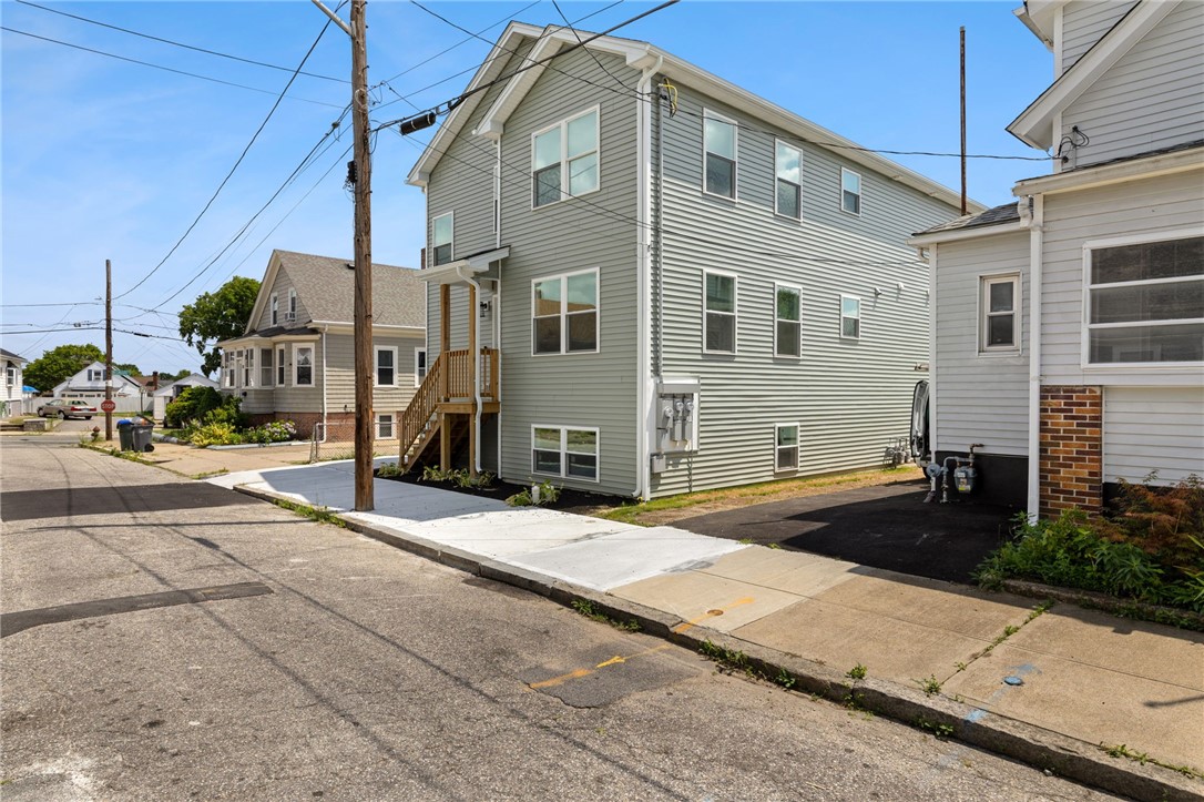 41 Hampton Street, Unit 1 Providence, RI 02904 - Photo 5 of 40