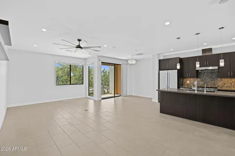 $829,000 | 3233 North 70th Street, Unit 1023, Scottsdale, AZ 85251