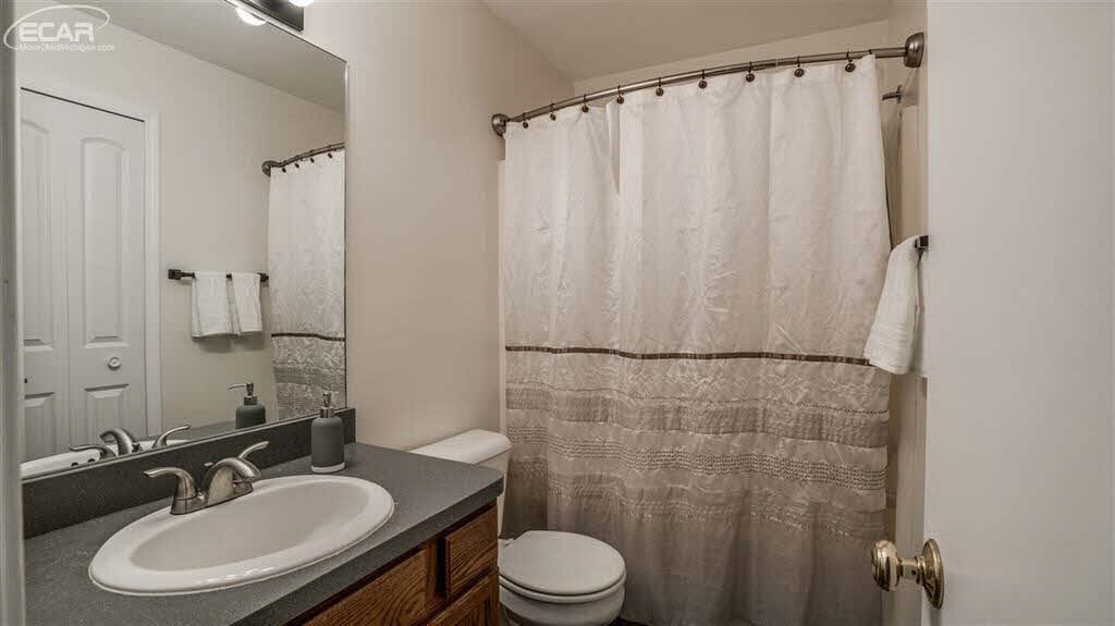 8385 Rustic Trail Linden, MI 48451 - Photo 24 of 34 21412541-23.JPG