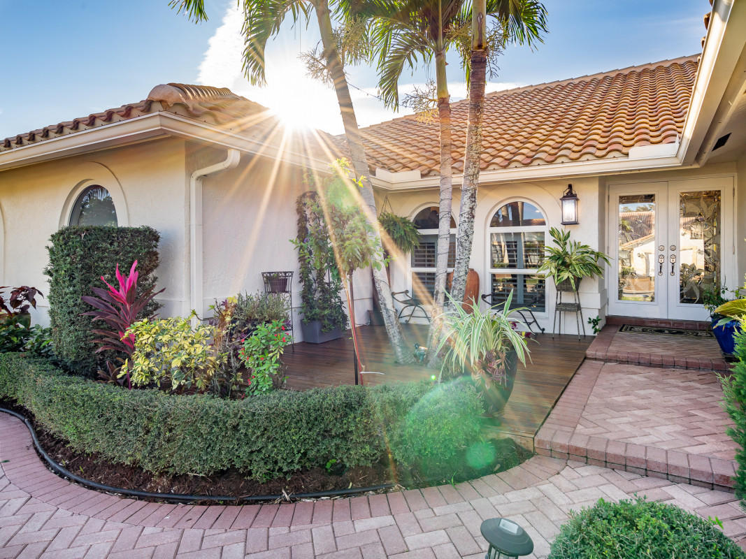 10370 Camelback Lane Boca Raton, FL 33498 - Photo 2 of 33 0510370CamelbackLnExteriorjpg