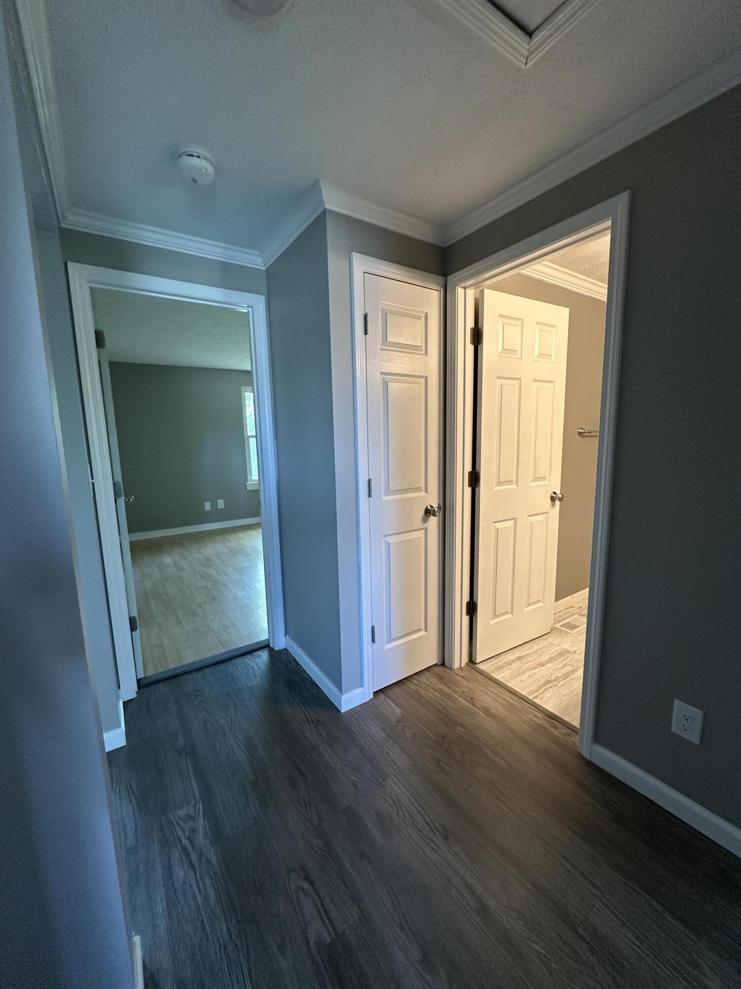 6020 Shull Road Dayton, OH 45424 - Photo 14 of 27