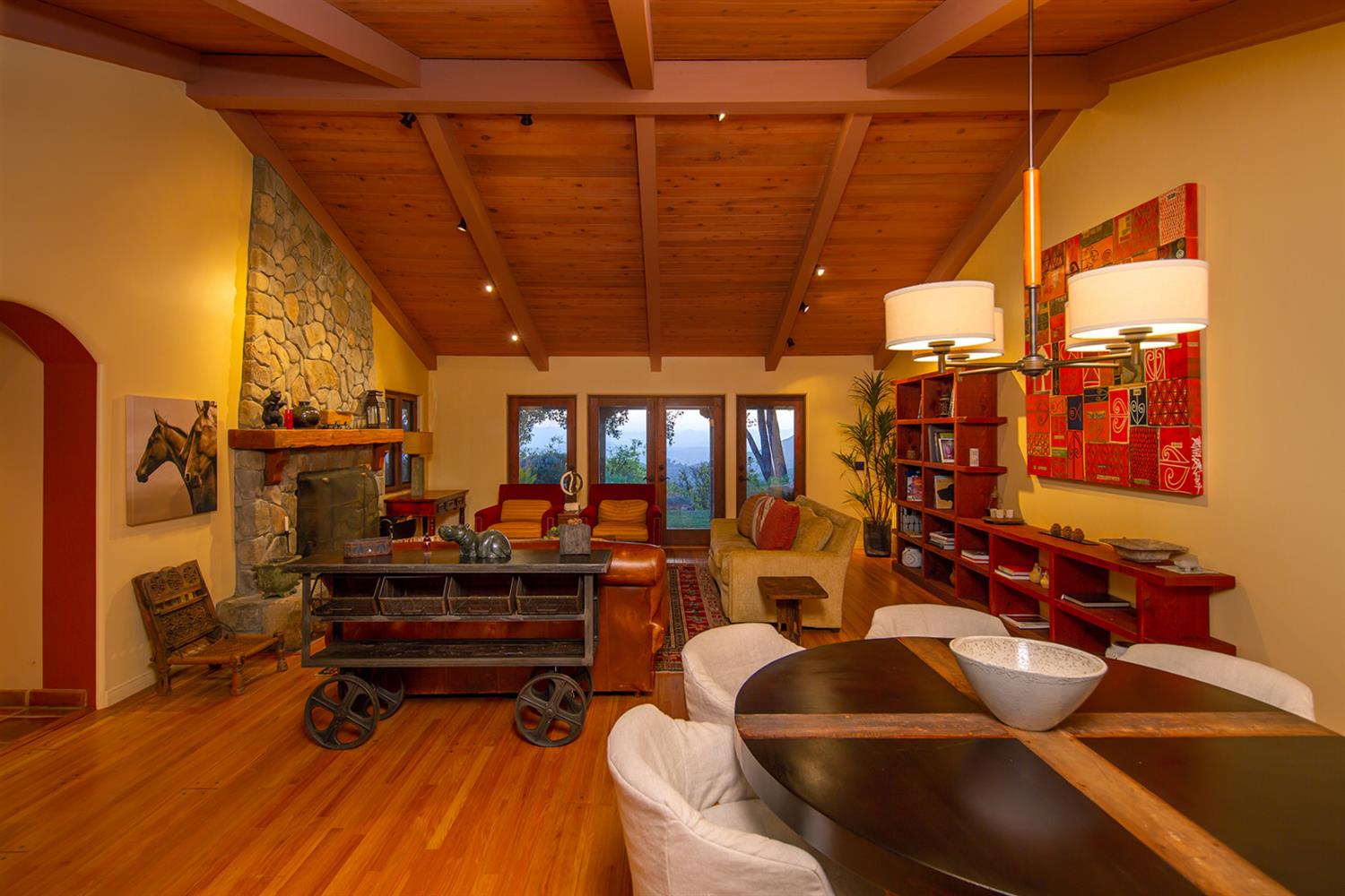 3191 Ladera Road Ojai, CA 93023 - Photo 14 of 29 a room with musical instruments