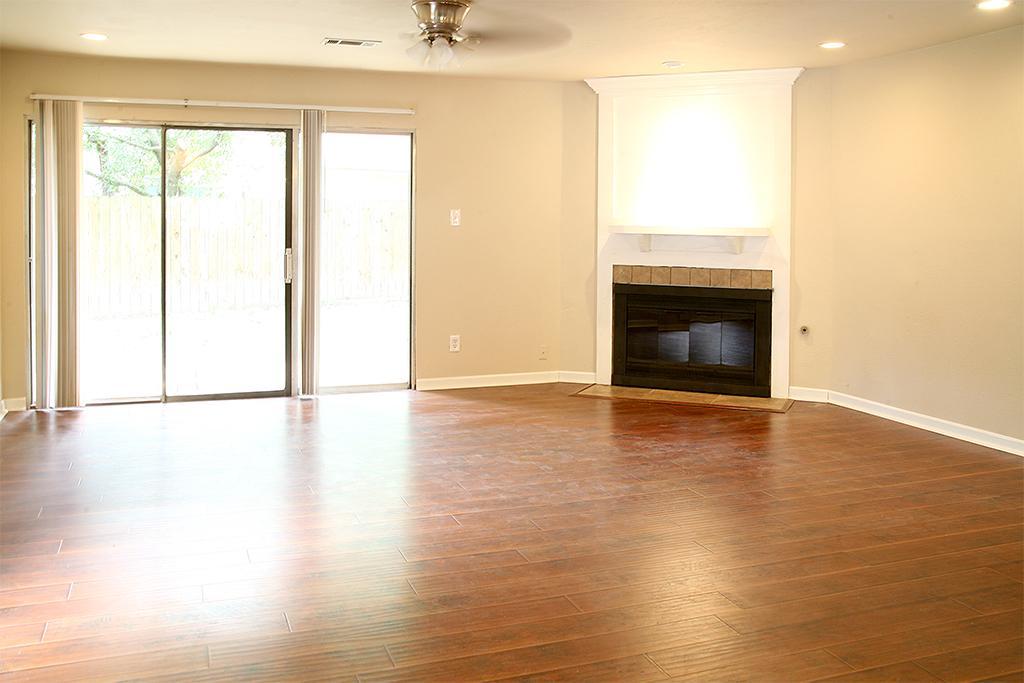 9 Wolfhound Lane The Woodlands, TX 77380 - Photo 9 of 20