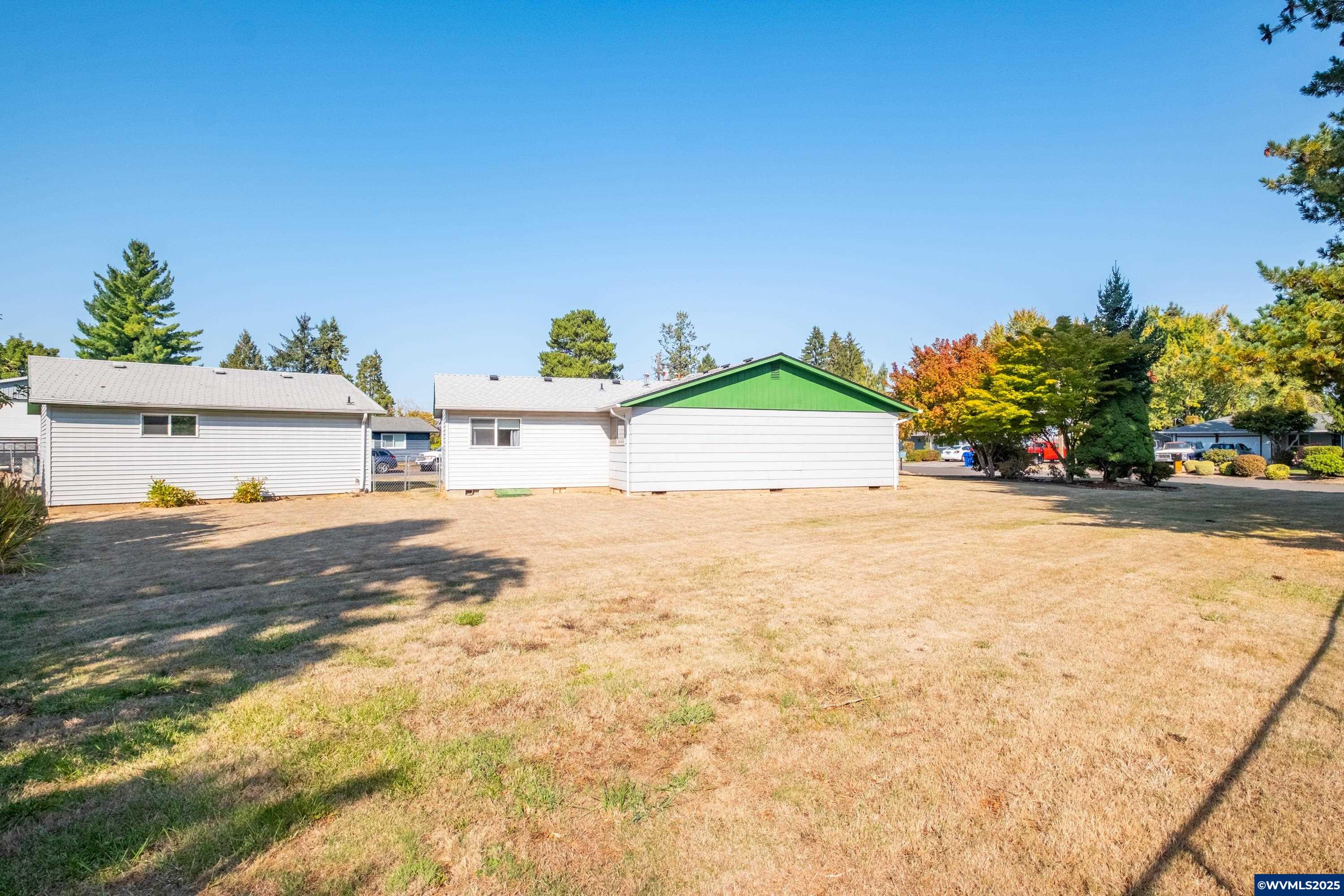 1825 Walker Road Northeast Salem, OR 97305 - Photo 10 of 50