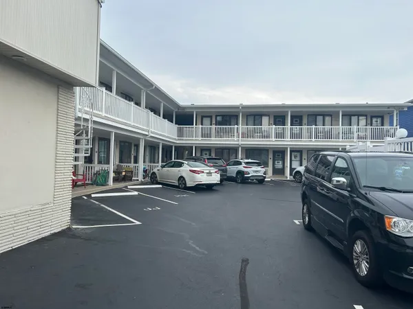 $1,300 | Undisclosed Address, Margate City, NJ 08402