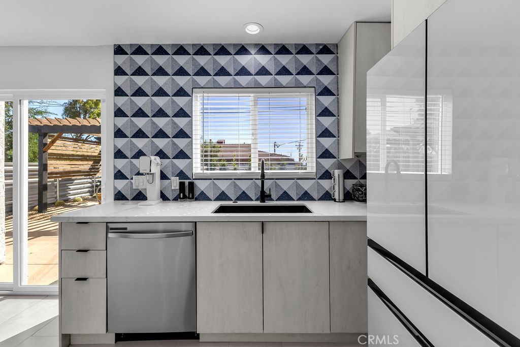485 West Tramview Road Palm Springs, CA 92262 - Photo 4 of 75