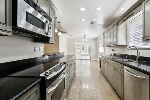 $394,999 | 3479 West Esplanade Avenue, Metairie, LA 70002