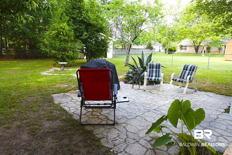 515 East Michigan Avenue Foley, AL 36535 - Photo 15 of 15 Patio