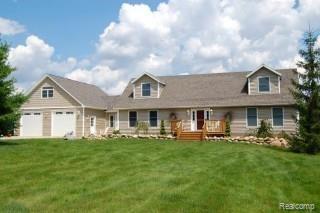 18489 Tipsico Road Fenton, MI 48430 - Photo 1 of 12 Property Photo