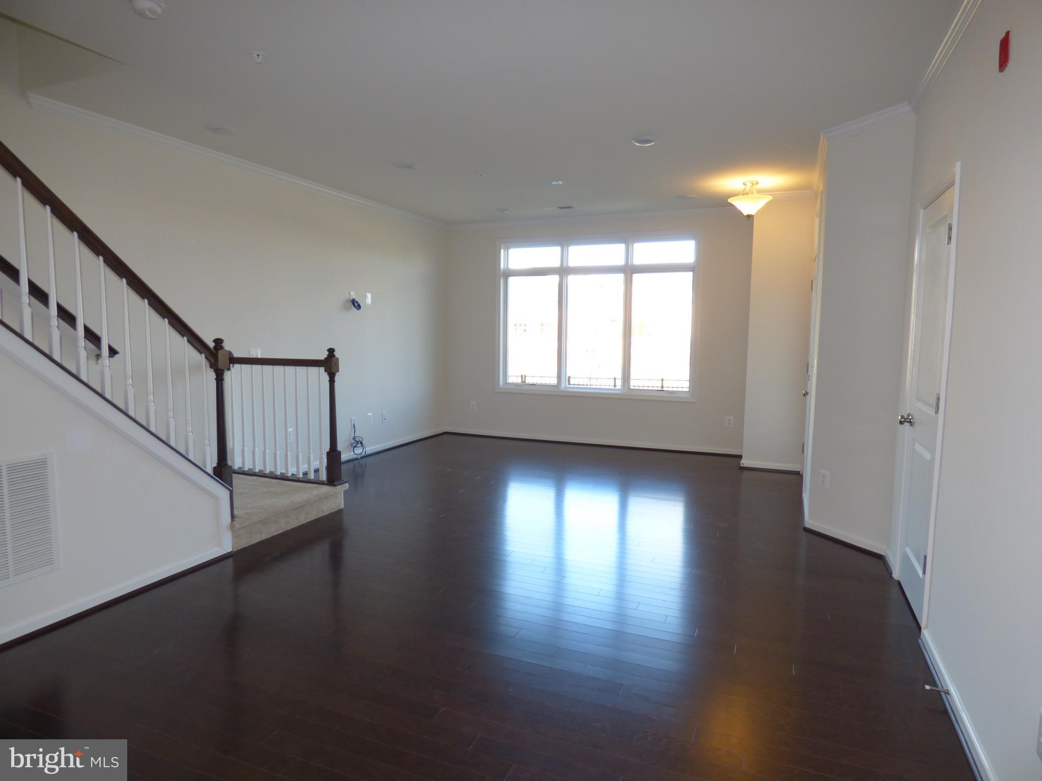 1428 Ribbon Limestone Terrace Southeast, Unit 108 Leesburg, VA 20175 - Photo 17 of 27 Dining Room