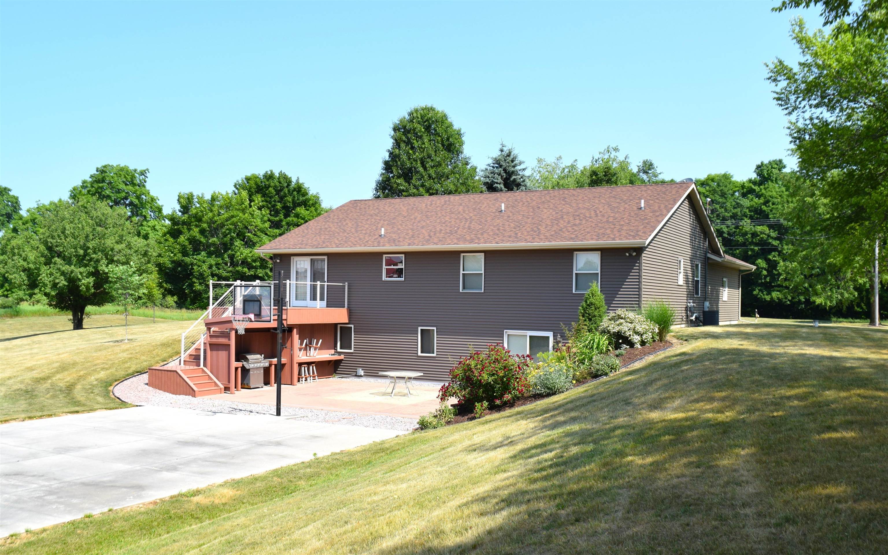 262 East Wing Road Mount Pleasant, MI 48858 - Photo 12 of 67