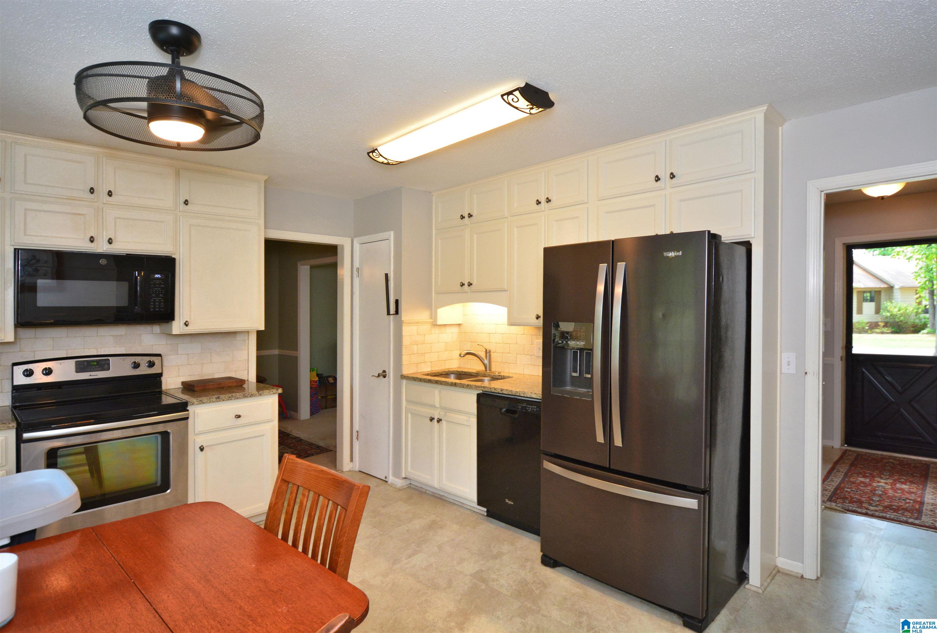 1502 Citation Terrace Helena, AL 35080 - Photo 14 of 42