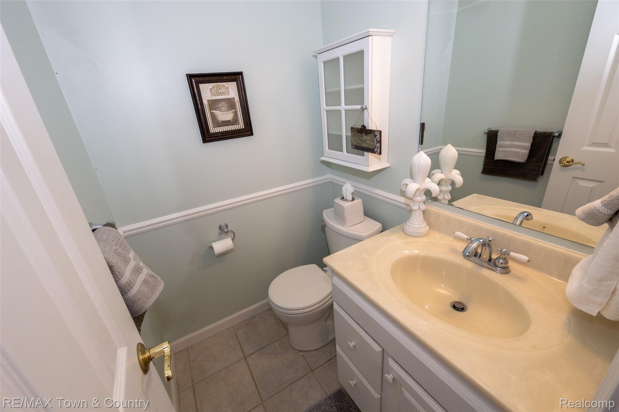 6359 Yorkshire North Riding Road Flint, MI 48532 - Photo 24 of 27 24.jpg