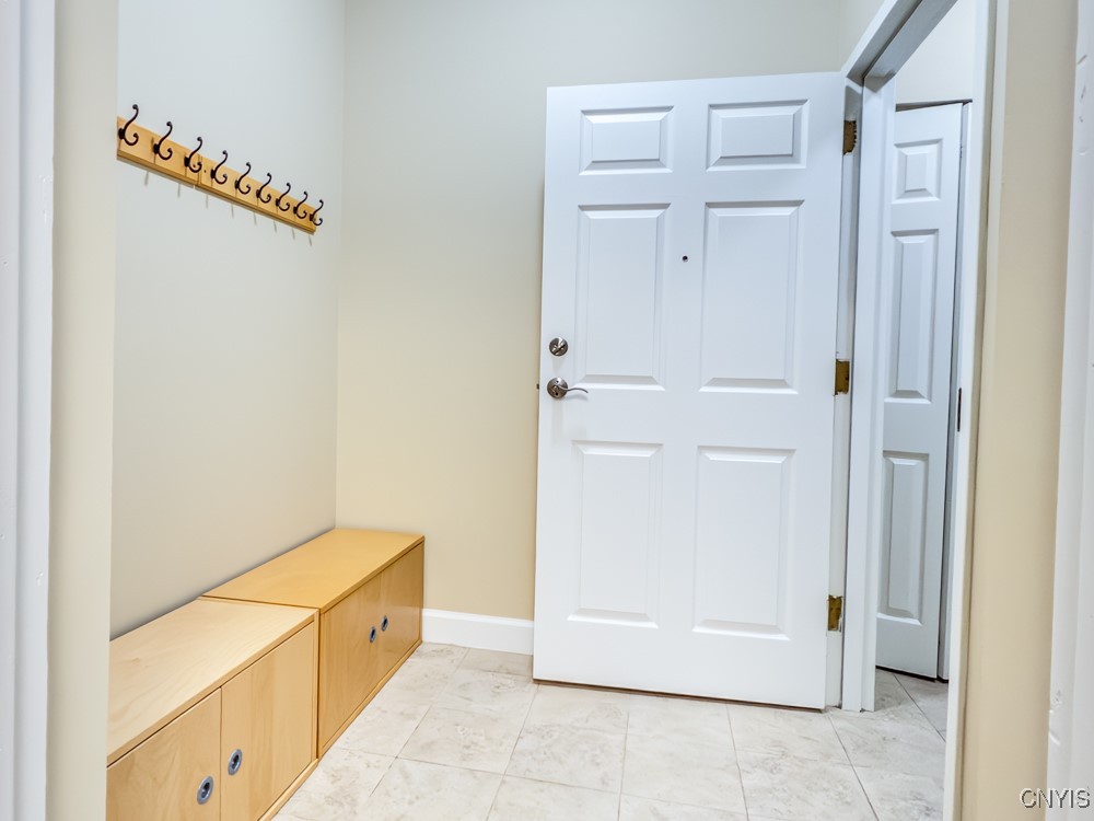 917 Madison Street, Unit 5 Syracuse, NY 13210 - Photo 4 of 19