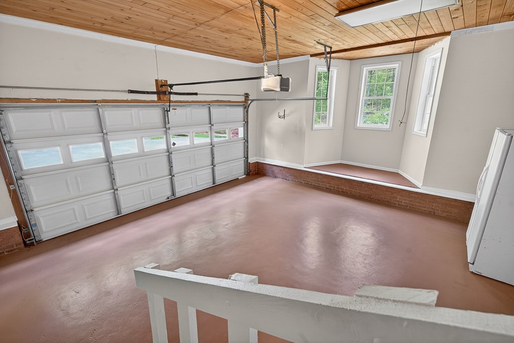 80 Sowers Road Blue Ridge, GA 30513 - Photo 25 of 58 a view of a garage