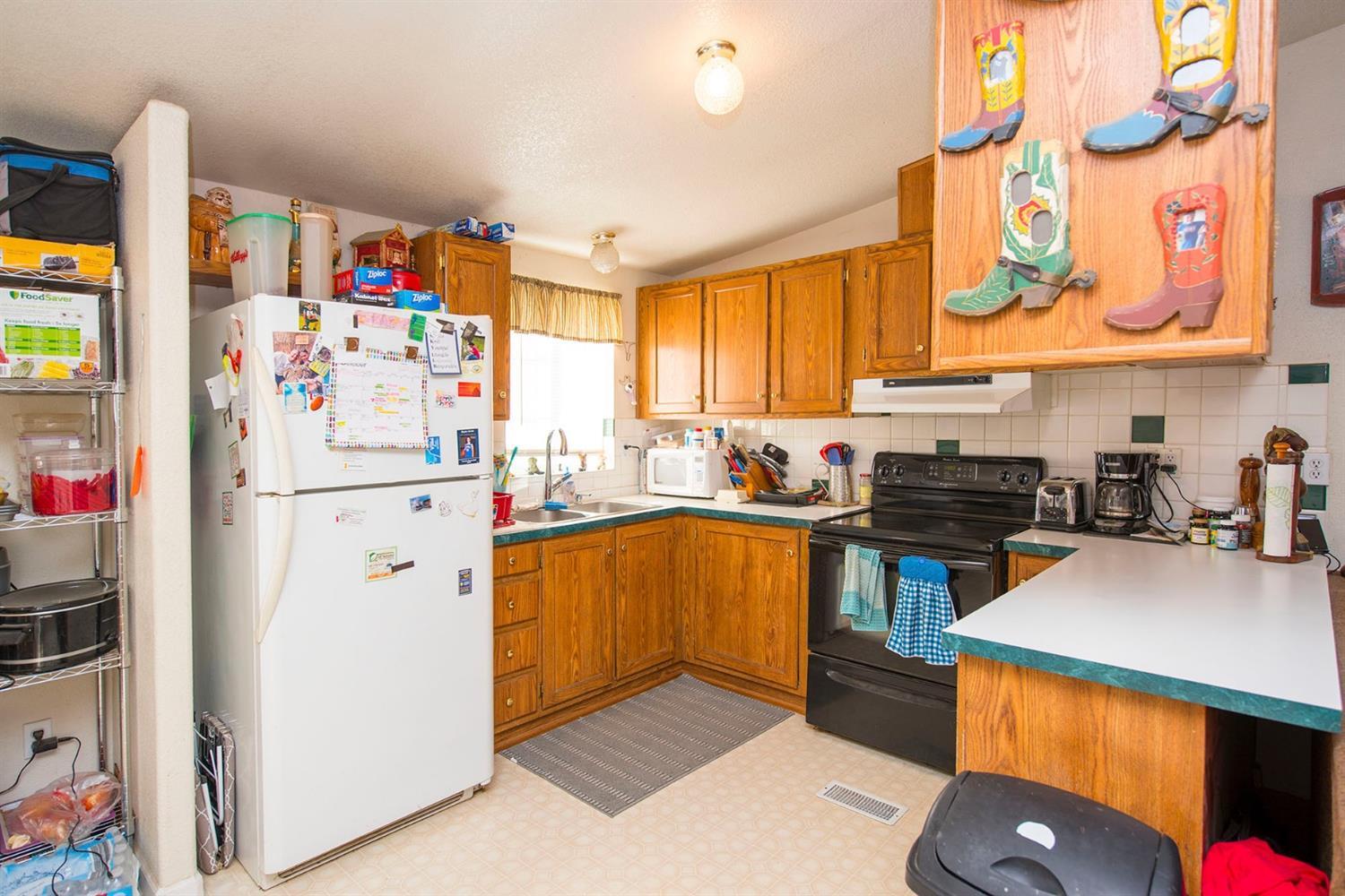 11751 Dixie Road White City, OR 97503 - Photo 11 of 19 Additional Photo