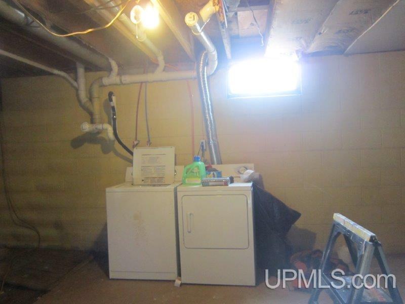 E7266 Maple Grove Road Munising, MI 49862 - Photo 25 of 34