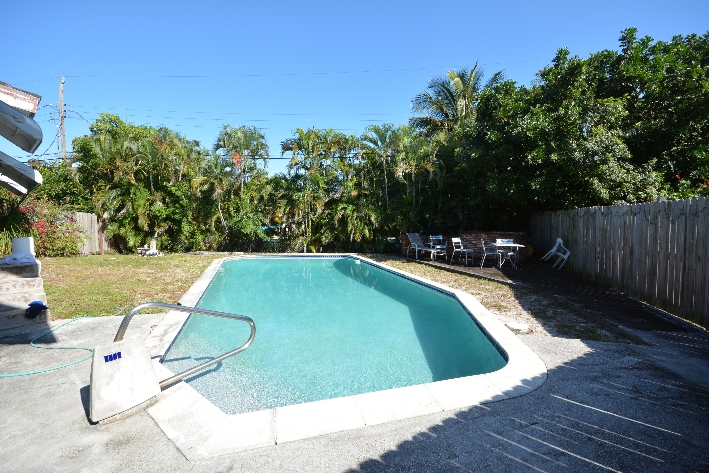 1440 Northeast 4th Court Boca Raton, FL 33432 - Photo 3 of 9 JL1440 NE 4th CT -6