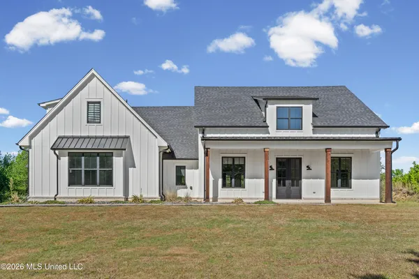 $520,000 | 84 Dudley Place, Byhalia, MS 38611